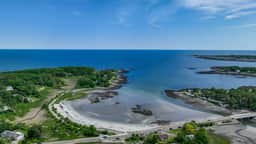 Cape Neddick Coastal Hideaway