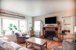 Cape Neddick Coastal Hideaway