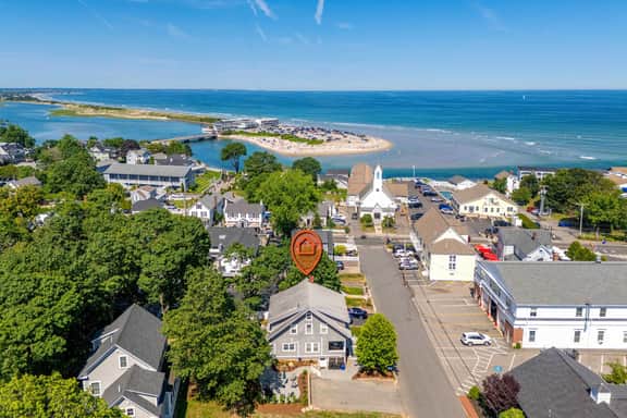 Sandpiper by the Sea - House & Cottage