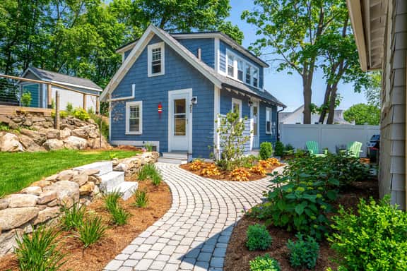 Sandpiper by the Sea - House & Cottage
